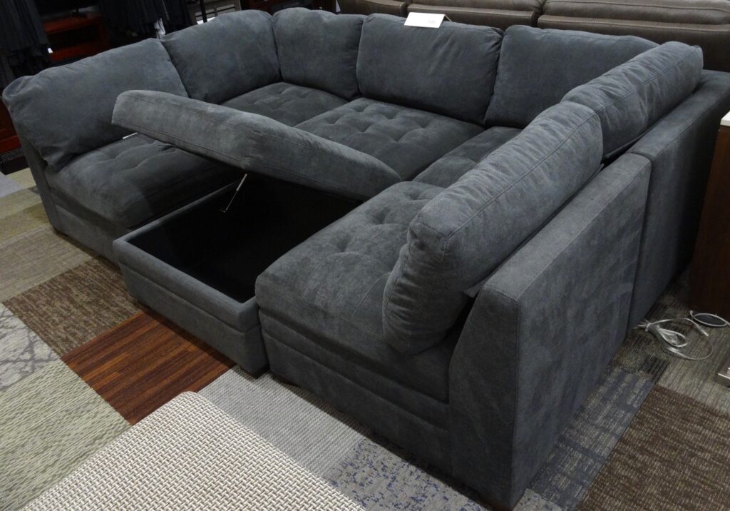 Tisdale Gray Modular Sectional w/Storage Ottoman